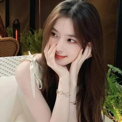 傻白甜竟是黑莲花